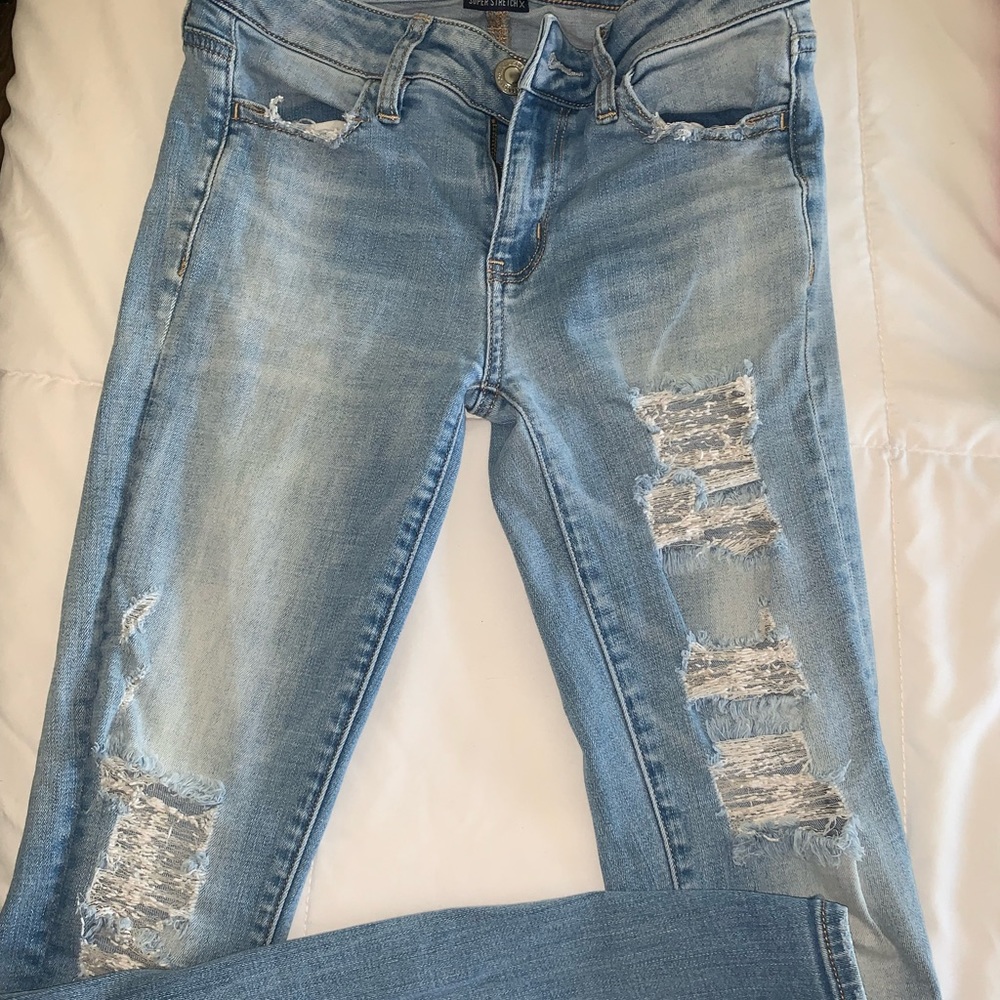 American Eagle distressed jeans.